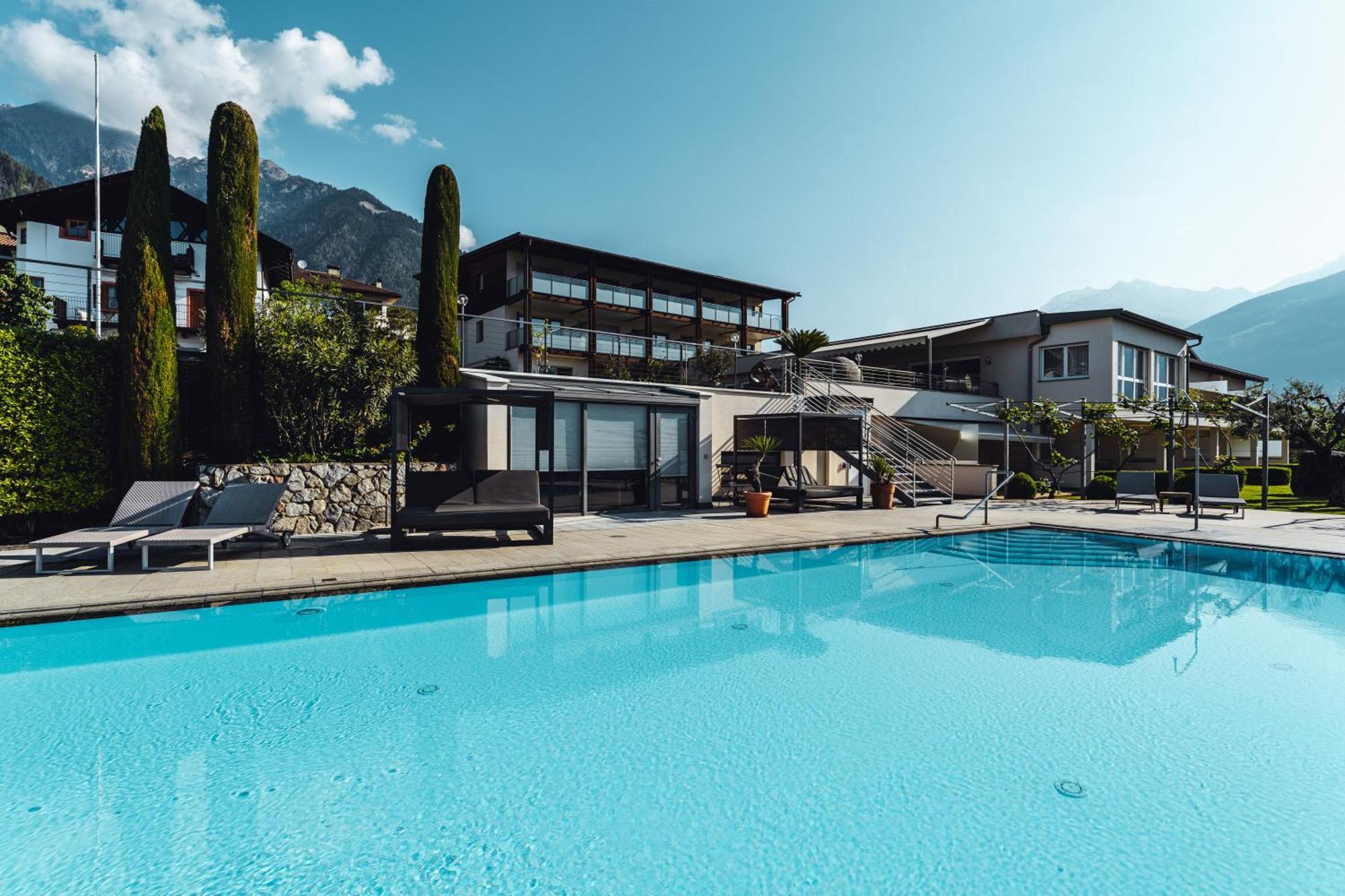 Appartement-Hotel Beatenhof Tirolo Dış mekan fotoğraf